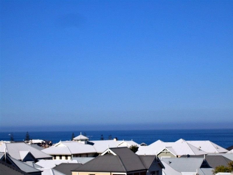 25 Lautoka Rise, Mindarie WA 6030