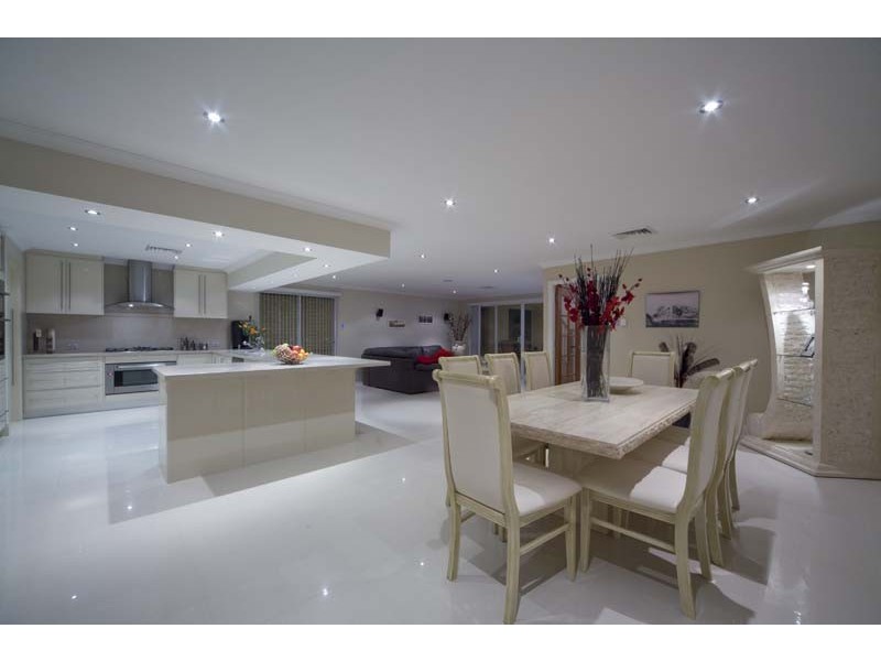 32 Mariners View, Mindarie WA 6030