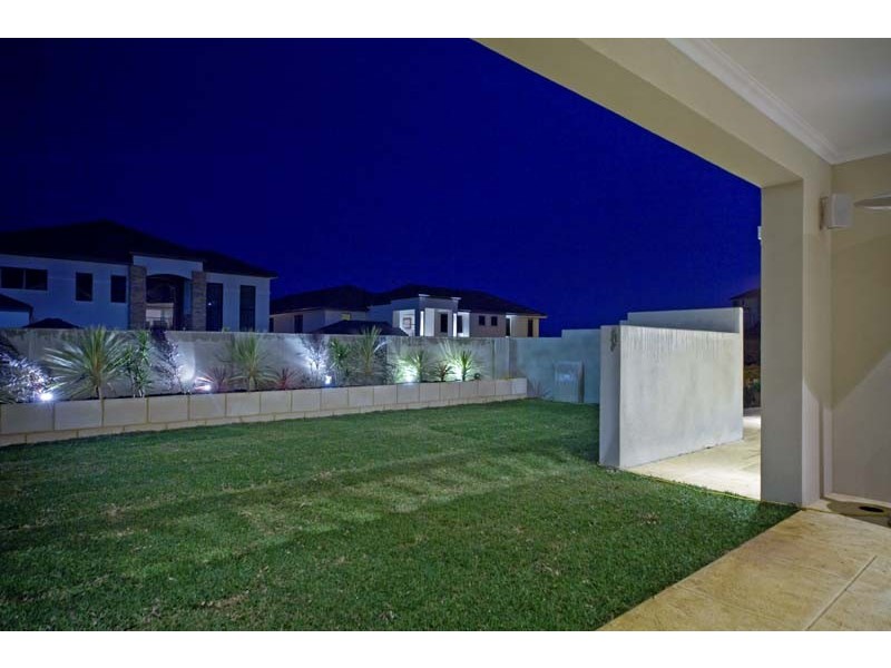 32 Mariners View, Mindarie WA 6030