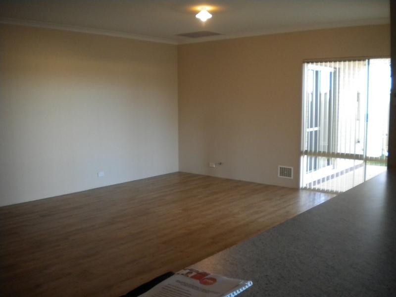 23 Helmsdale Loop, Butler WA 6036