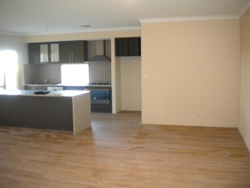 23 Helmsdale Loop, Butler WA 6036