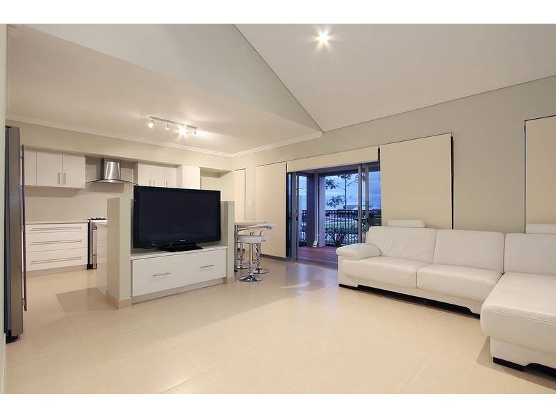 118 Camborne Parkway, Butler WA 6036