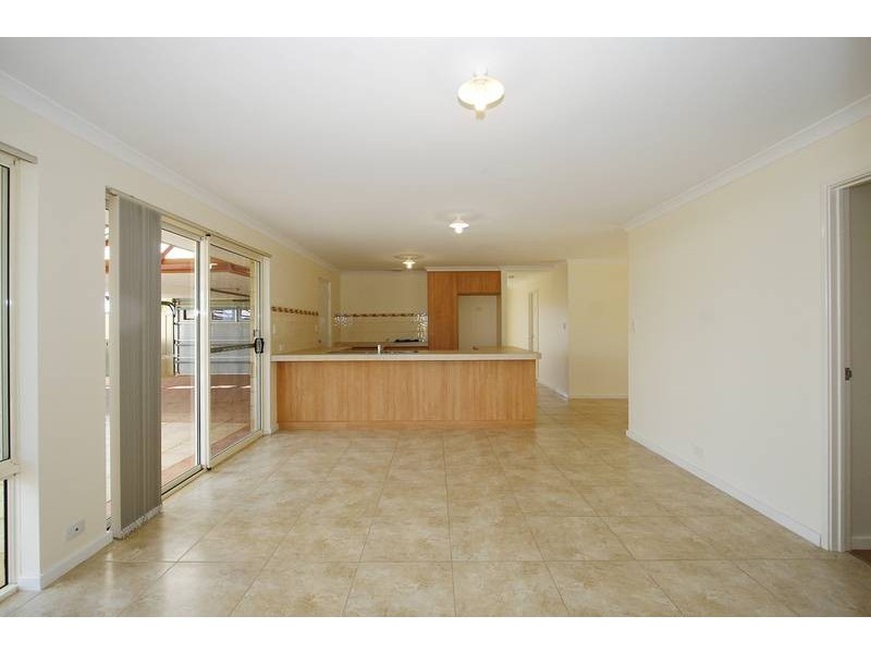 6 Kilmaine Road, Ridgewood WA 6030