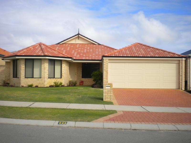10 Clitheroe Way, Butler WA 6036