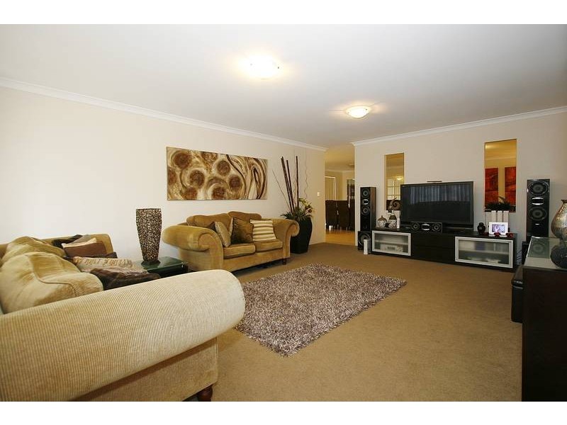 33 Sanderstead Loop, Butler WA 6036