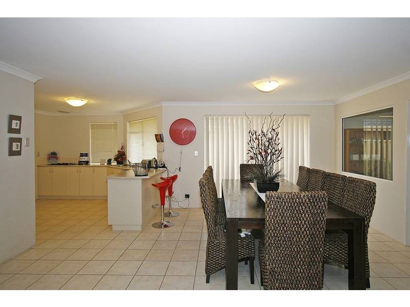 33 Sanderstead Loop, Butler WA 6036