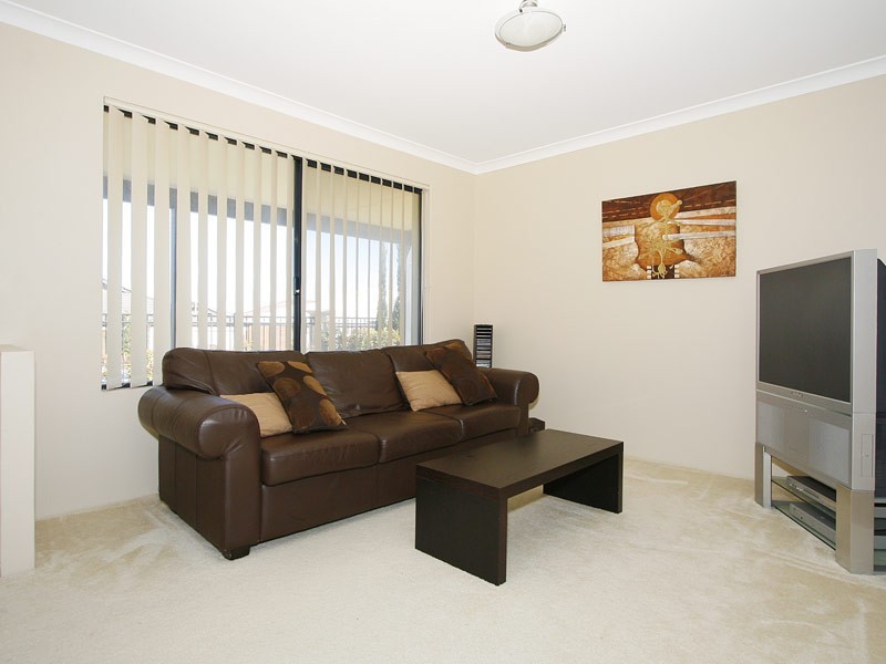 4 Colmworth Way, Butler WA 6036