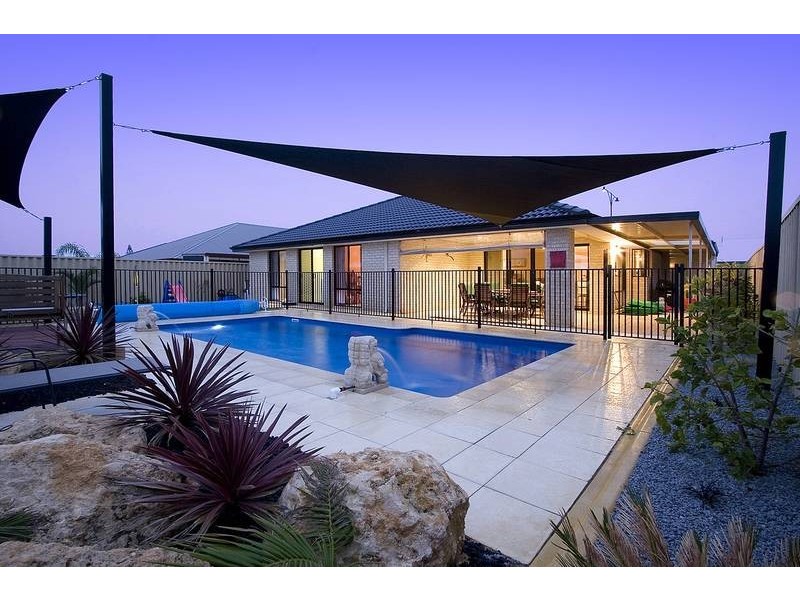 14 Shepperton Drive, Butler WA 6036