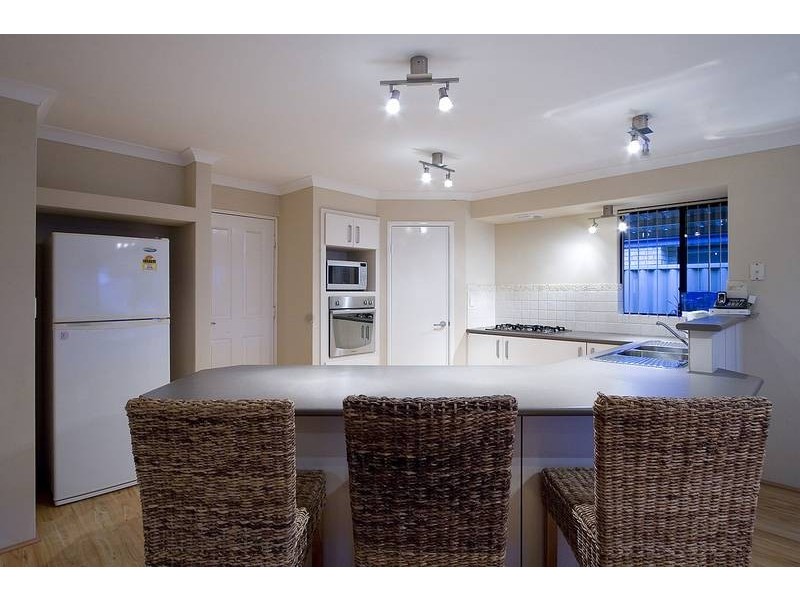 14 Shepperton Drive, Butler WA 6036
