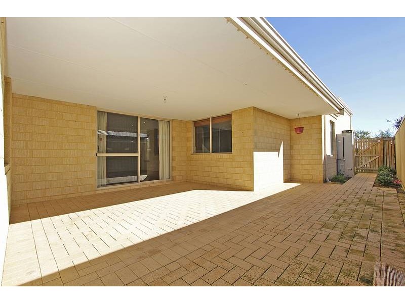 16 Colmworth Way, Butler WA 6036