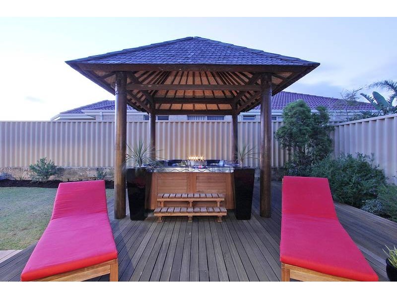 33 Haslingfield Way, Butler WA 6036