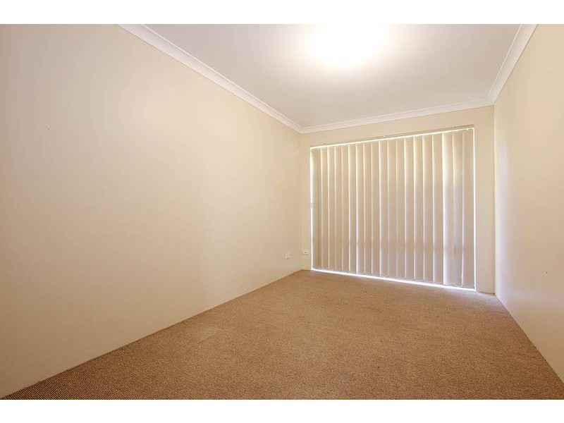 33 Haslingfield Way, Butler WA 6036