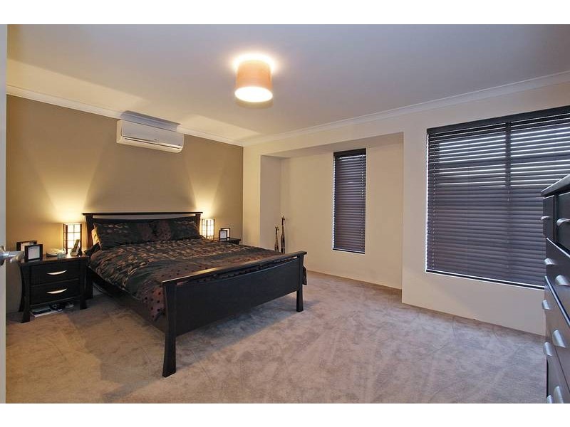 60 Finglas Meander, Butler WA 6036