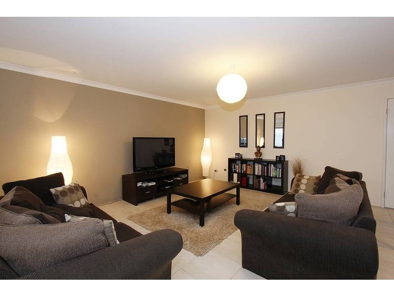 60 Finglas Meander, Butler WA 6036
