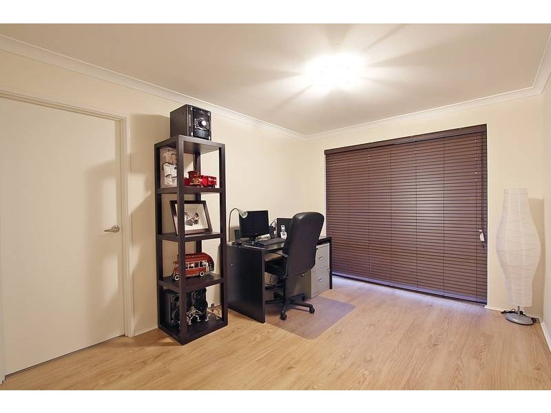 60 Finglas Meander, Butler WA 6036