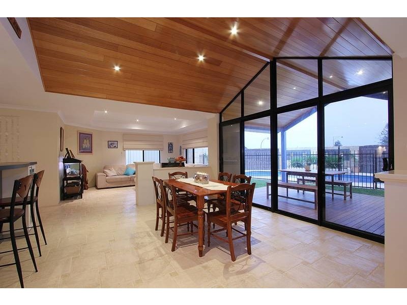 31 Rupara Circle, Quinns Rocks WA 6030