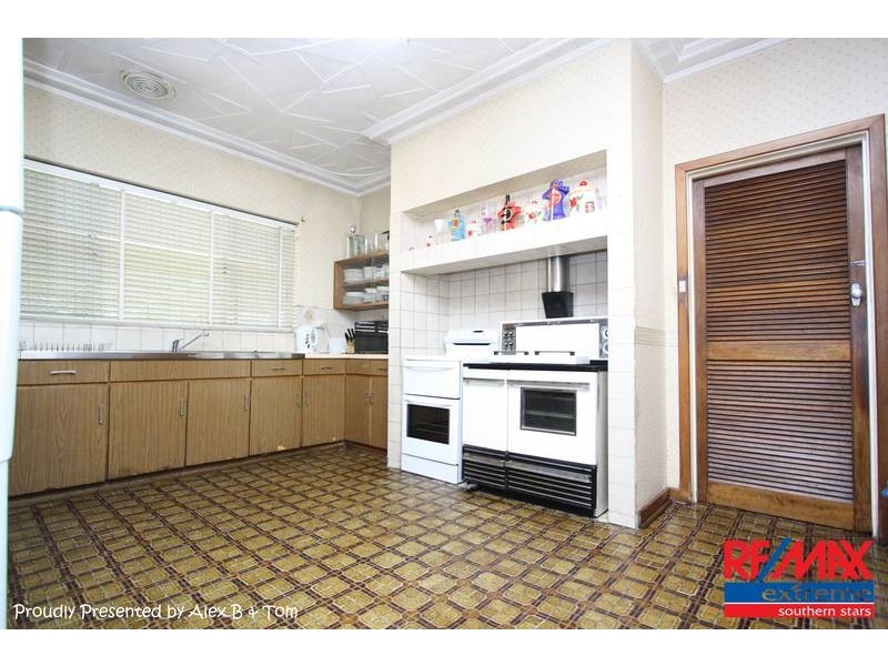 54 Stockman Way, Cannington WA 6107