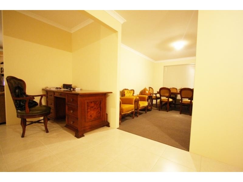 64 Wicklow Circle, Darch WA 6065