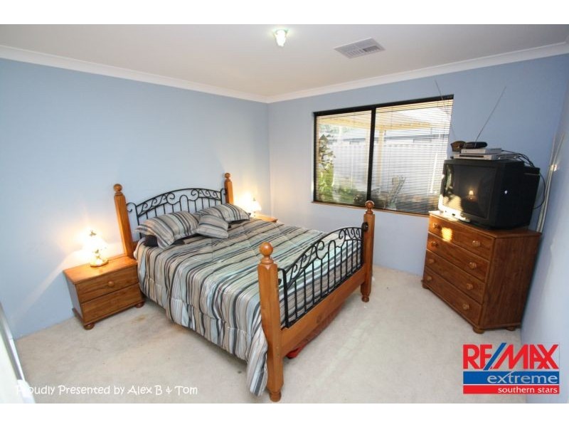 18 Yarrow Drive, Beechboro WA 6063