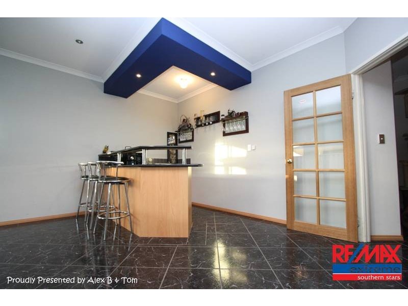 18 Yarrow Drive, Beechboro WA 6063