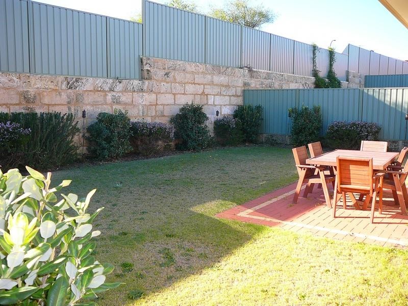 16 Grand Paradiso, Merriwa WA 6030