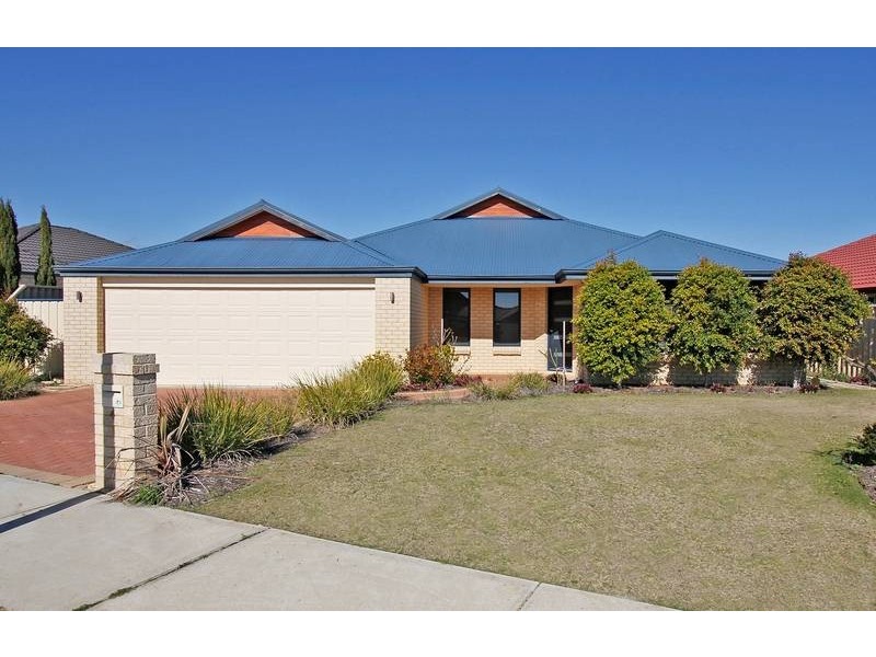 4 Silverton Avenue, Butler WA 6036