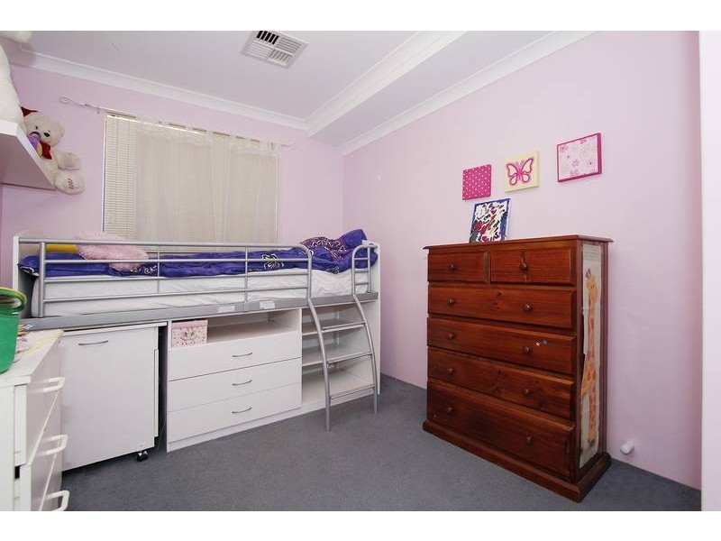 4 Silverton Avenue, Butler WA 6036