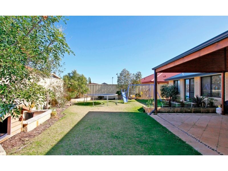 4 Silverton Avenue, Butler WA 6036