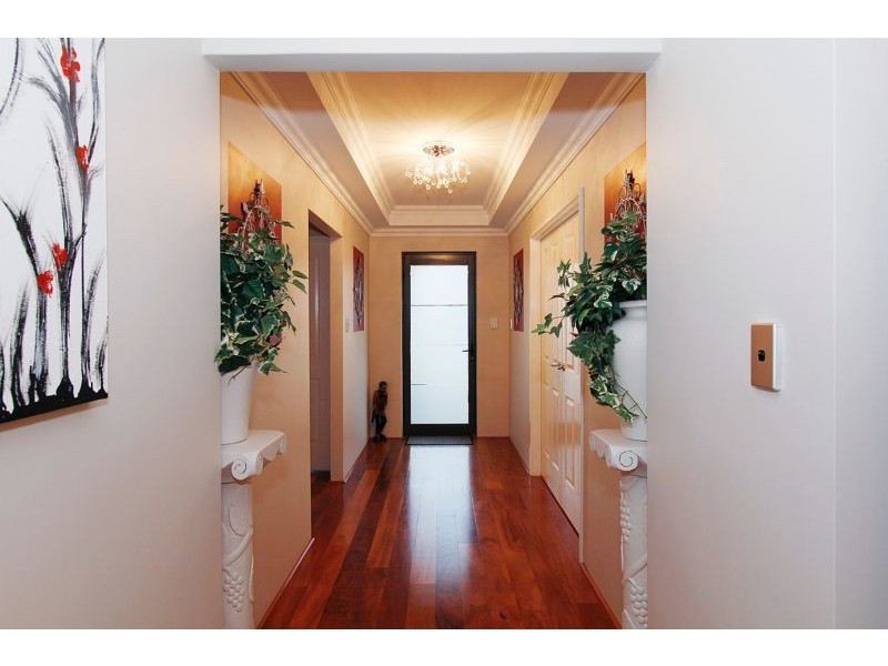 154 Golf Links Drive, Carramar WA 6031