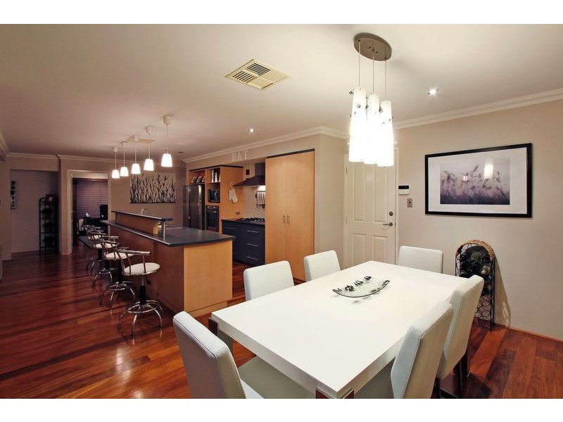 154 Golf Links Drive, Carramar WA 6031