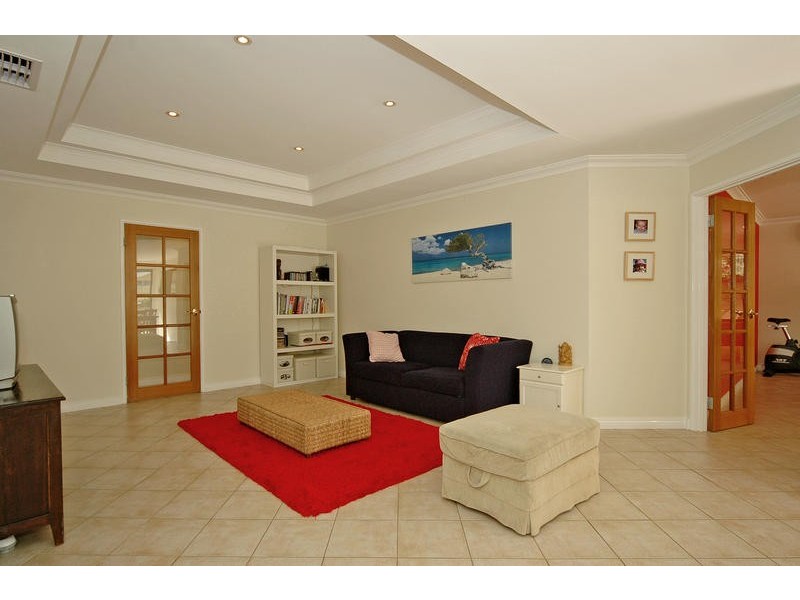 28 Rainham Avenue, Mindarie WA 6030