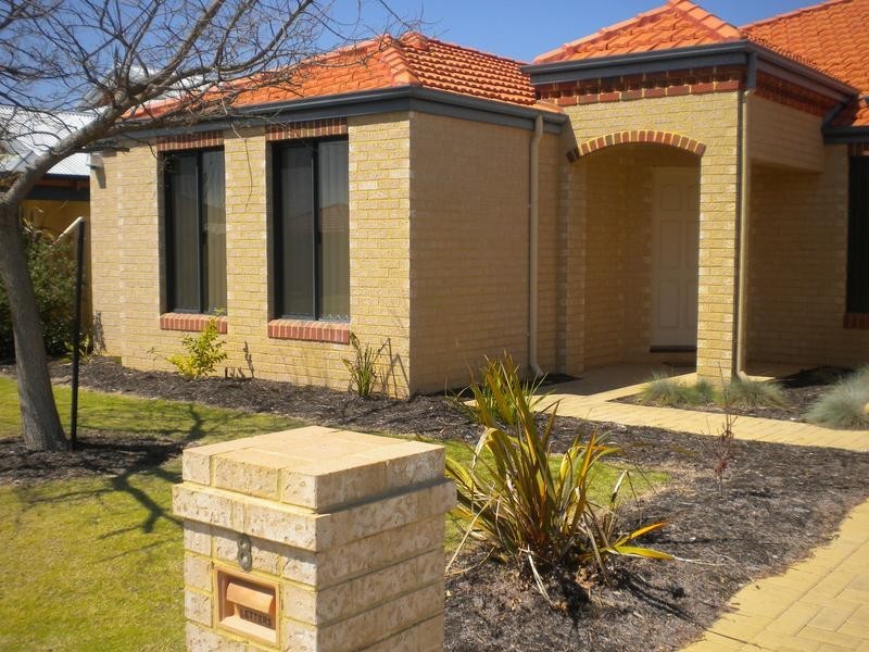 8 Salwick Street, Butler WA 6036