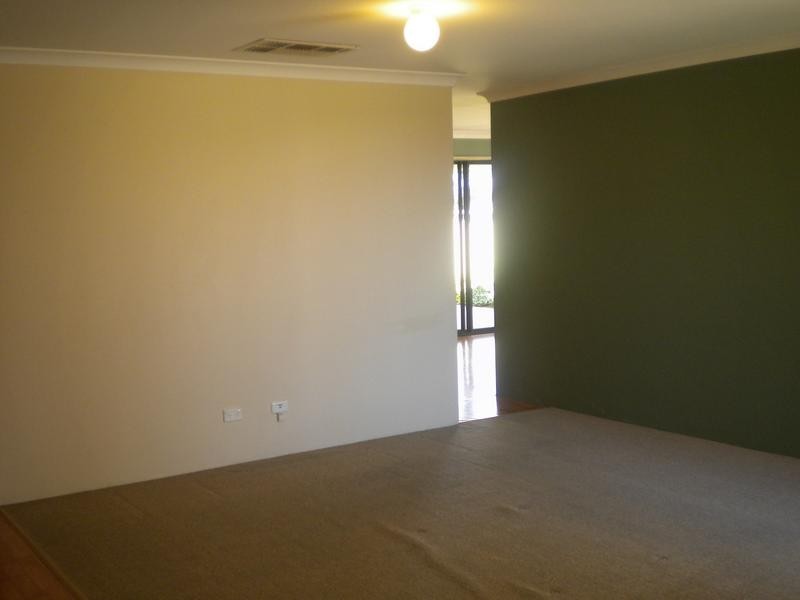 8 Salwick Street, Butler WA 6036