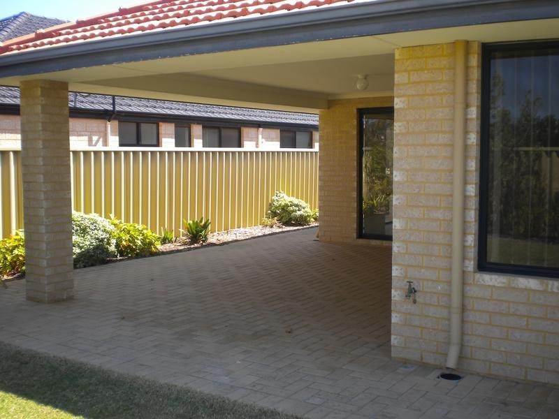 8 Salwick Street, Butler WA 6036