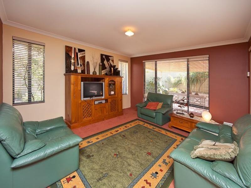 29 Camborne Parkway, Butler WA 6036