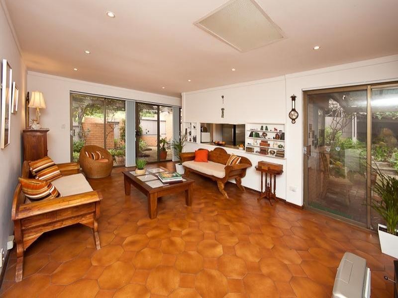 4 Fraser Road, Quinns Rocks WA 6030