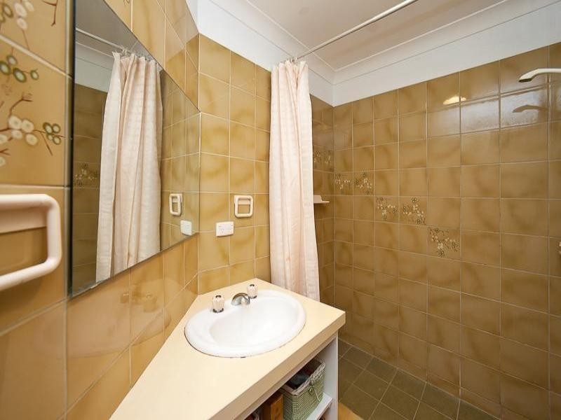 4 Fraser Road, Quinns Rocks WA 6030