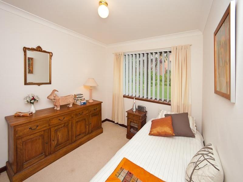 4 Fraser Road, Quinns Rocks WA 6030