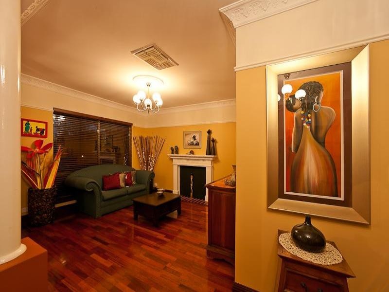 7 Fairmont Place, Currambine WA 6028