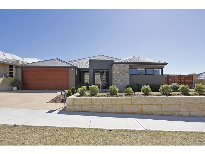 10 Halyard Road, Jindalee WA 6036