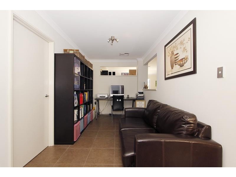 10 Halyard Road, Jindalee WA 6036