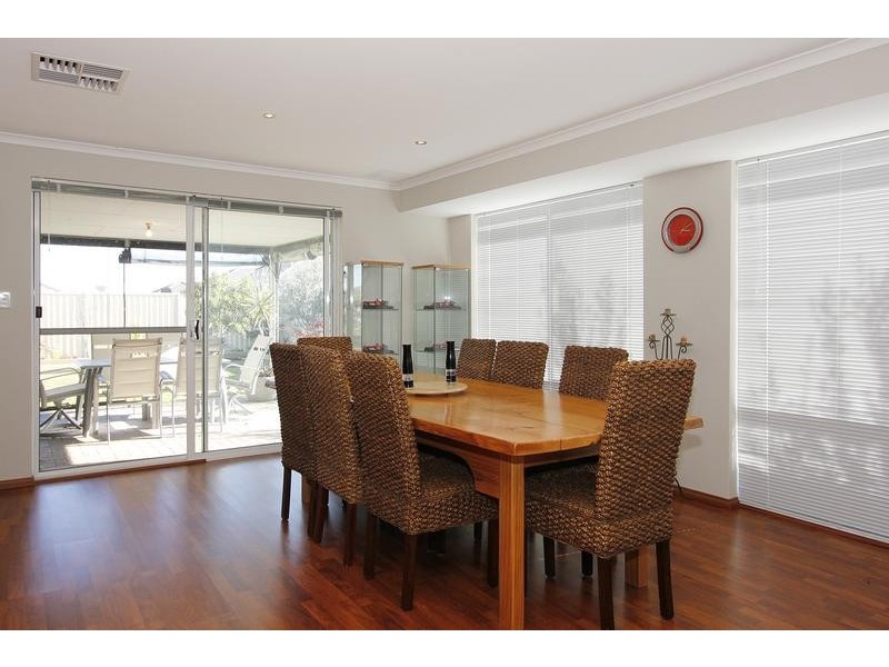 12 Bingarra Crescent, Tapping WA 6065