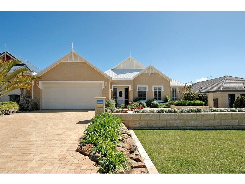 8 Bayfield Crescent, Mindarie WA 6030