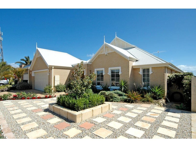 8 Bayfield Crescent, Mindarie WA 6030