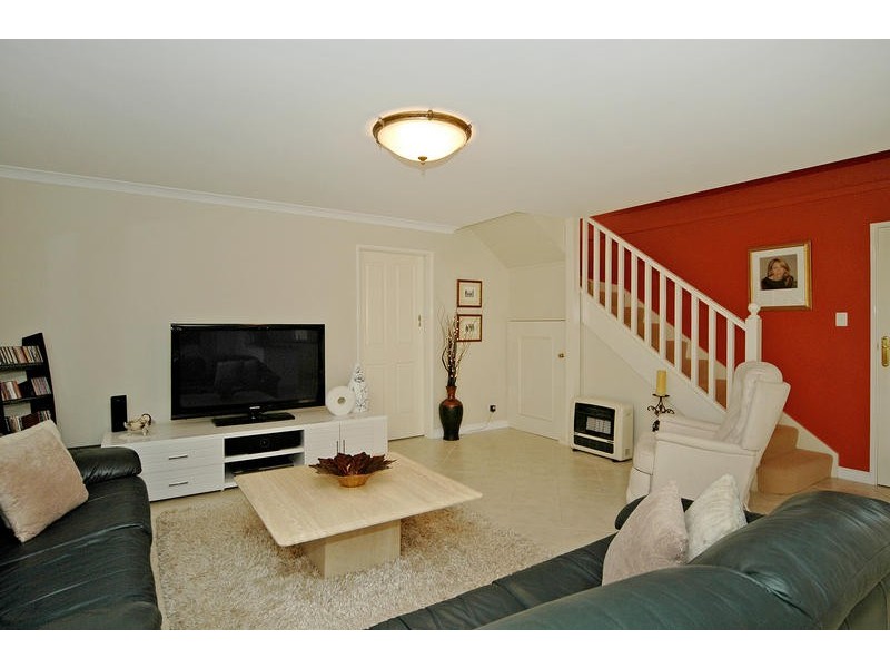 8 Bayfield Crescent, Mindarie WA 6030