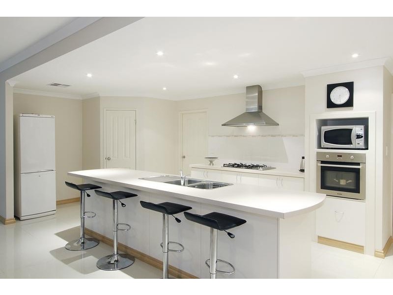 22 Ridgewood Boulevard, Ridgewood WA 6030