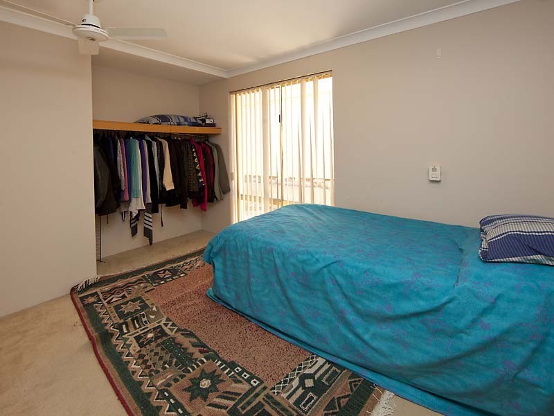 18 Explorer Drive, Thornlie WA 6108