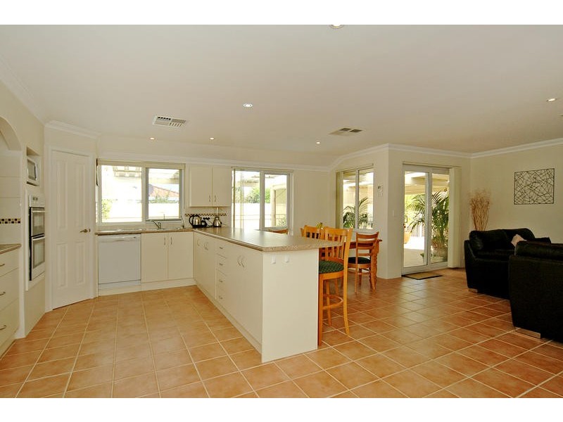 9 Picton Court, Mindarie WA 6030