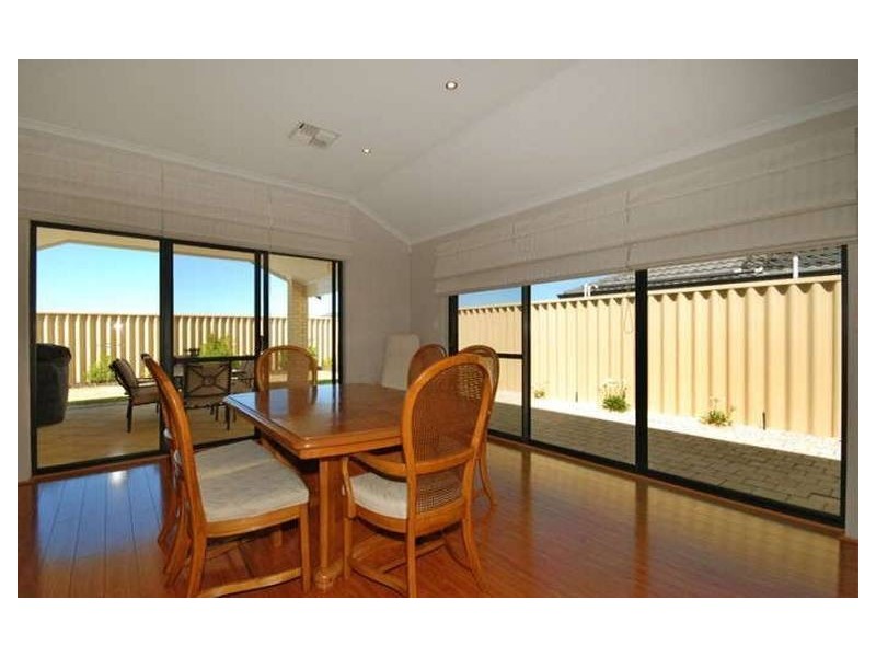 17 Tetbury Road, Butler WA 6036