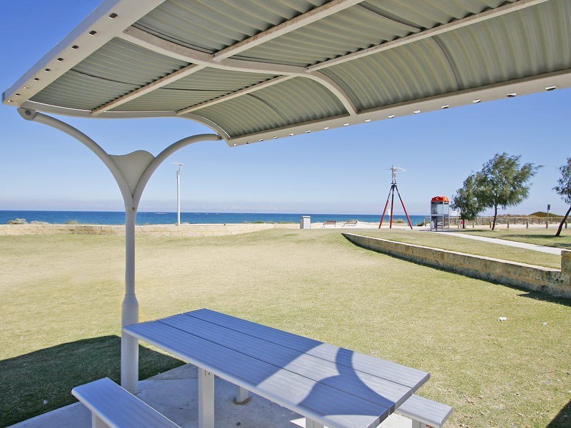 18 Accra Way, Quinns Rocks WA 6030